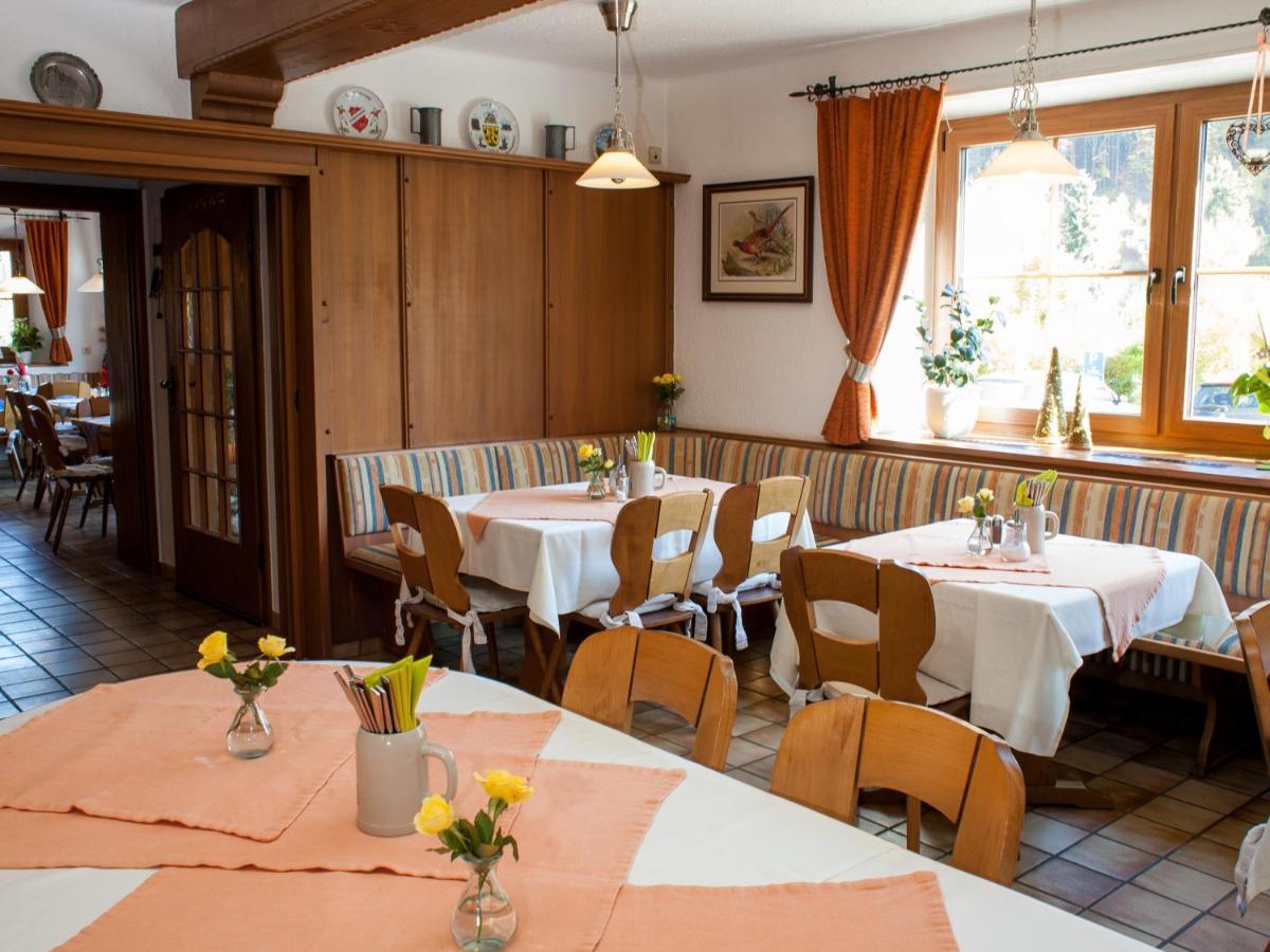 Gasthof Zur Behringersmuhle Hotel Gössweinstein Exterior foto